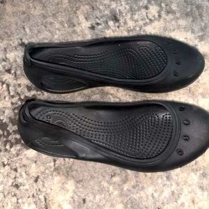 Crocs flats size 6